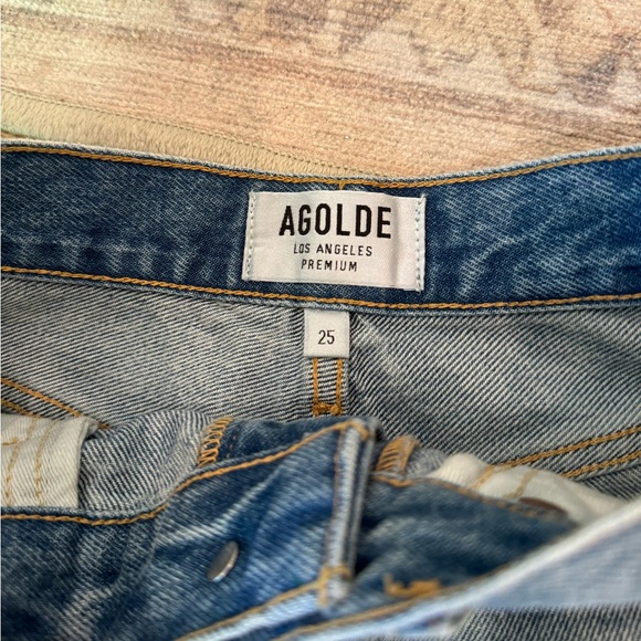 Agolde Dee Ultra High Rise shorts in Ricochet - Picture 3 of 6